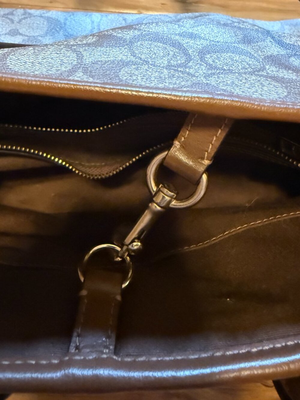 Coach Drawstring Carryall Signature Canvas Khaki Brown Shoulder Bag F57842 - Picture 2 of 5
